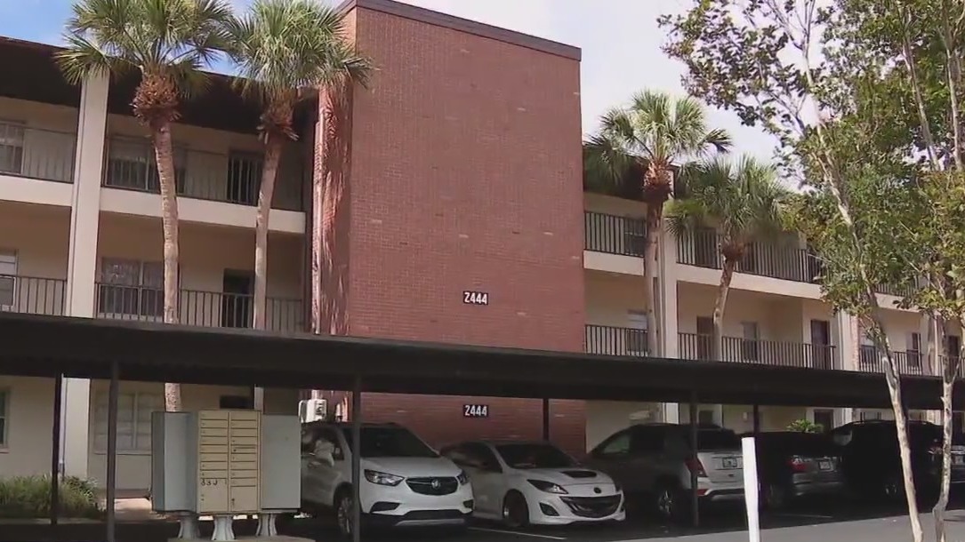 Broken elevator causing frustration among condo tennants